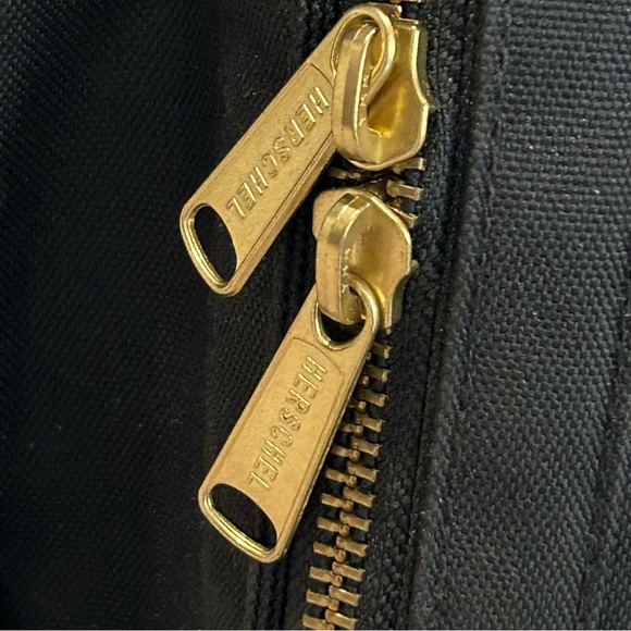 Herschel Nova Black Backpack w/ Gold Zippers Midsize 18L - Fits 13” Laptop NWT - Picture 9 of 15